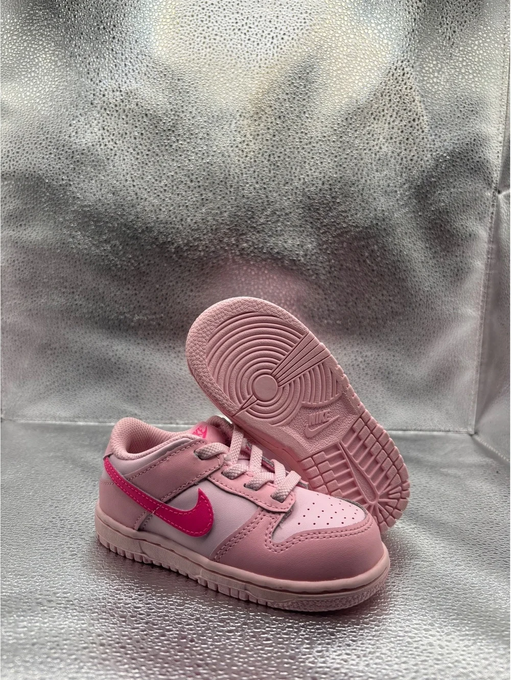 Nike dunk low triple pink TD